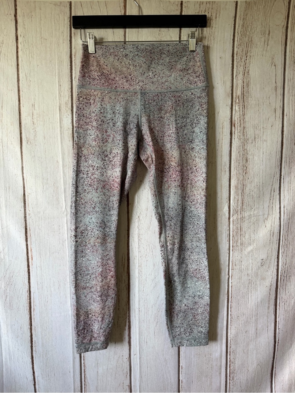 Lululemon Wunder Under High-Rise Tight 25" Summer Haze
Multi Size 8